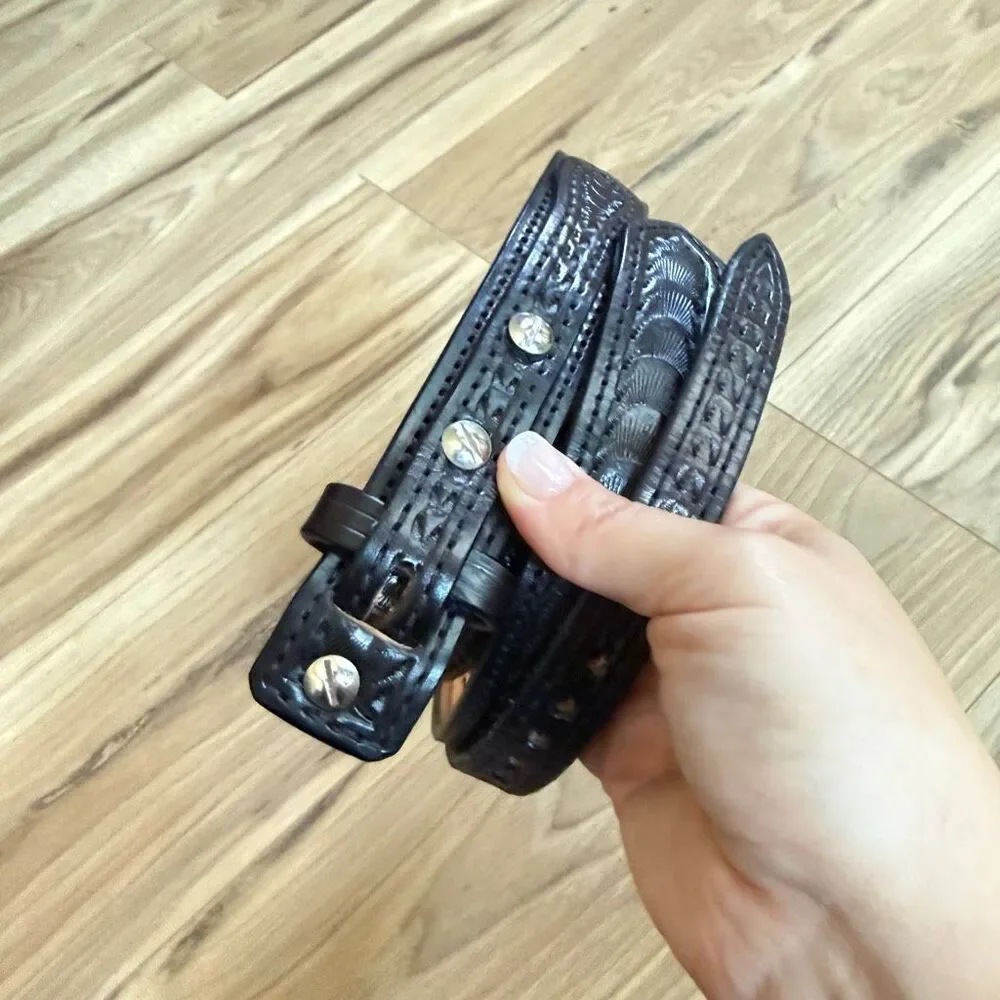 L. Whitley B. Daniels Mens Black Custom Made Leather Tooled Western Belt Size 35